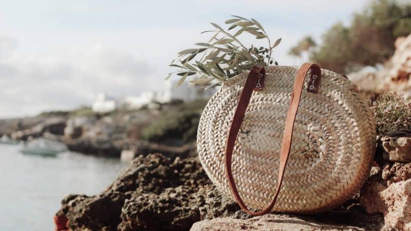 Comment porter le sac en osier toute l&rsquo;année ?